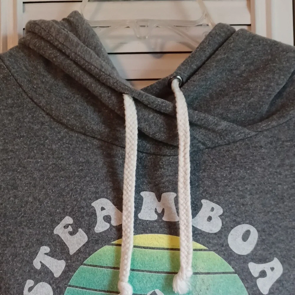 4/$15 - Women's Gray Stramboat, CO Hoodie. - Picture 2 of 5